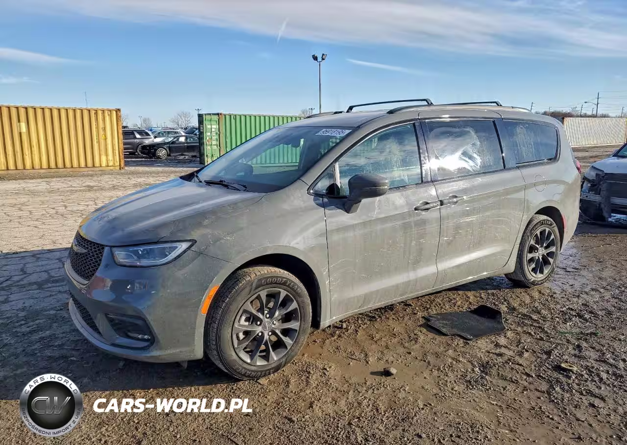 2021 Chrysler Pacifica Touring L