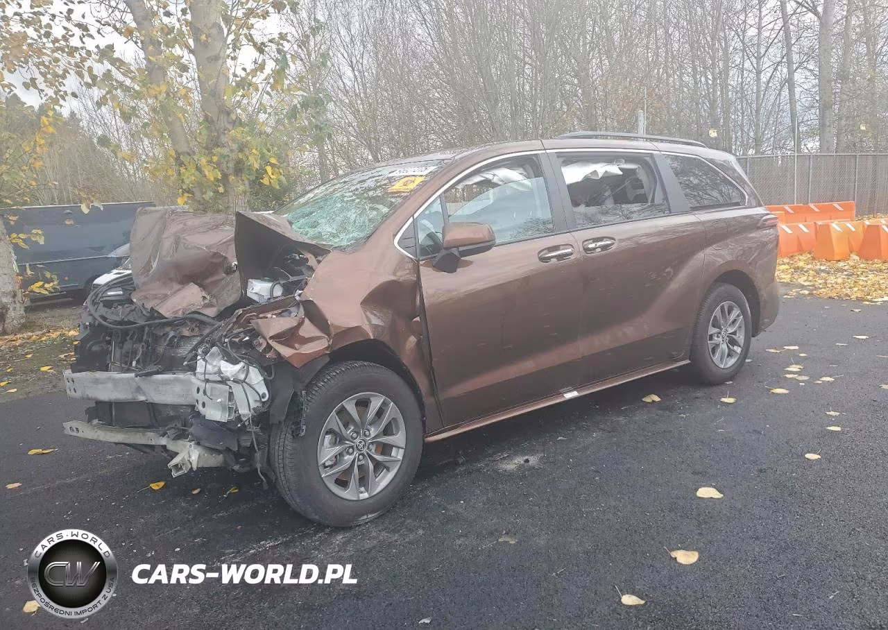 2023 Toyota Sienna Xle – zdjęcie 1 z 13