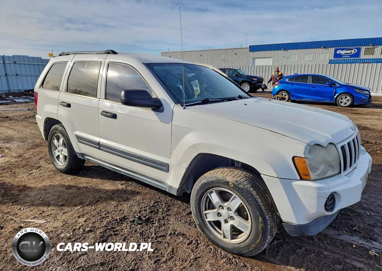 2005 Jeep Grand Cherokee Laredo VIN:1J4GR48KX5C659396 - 4