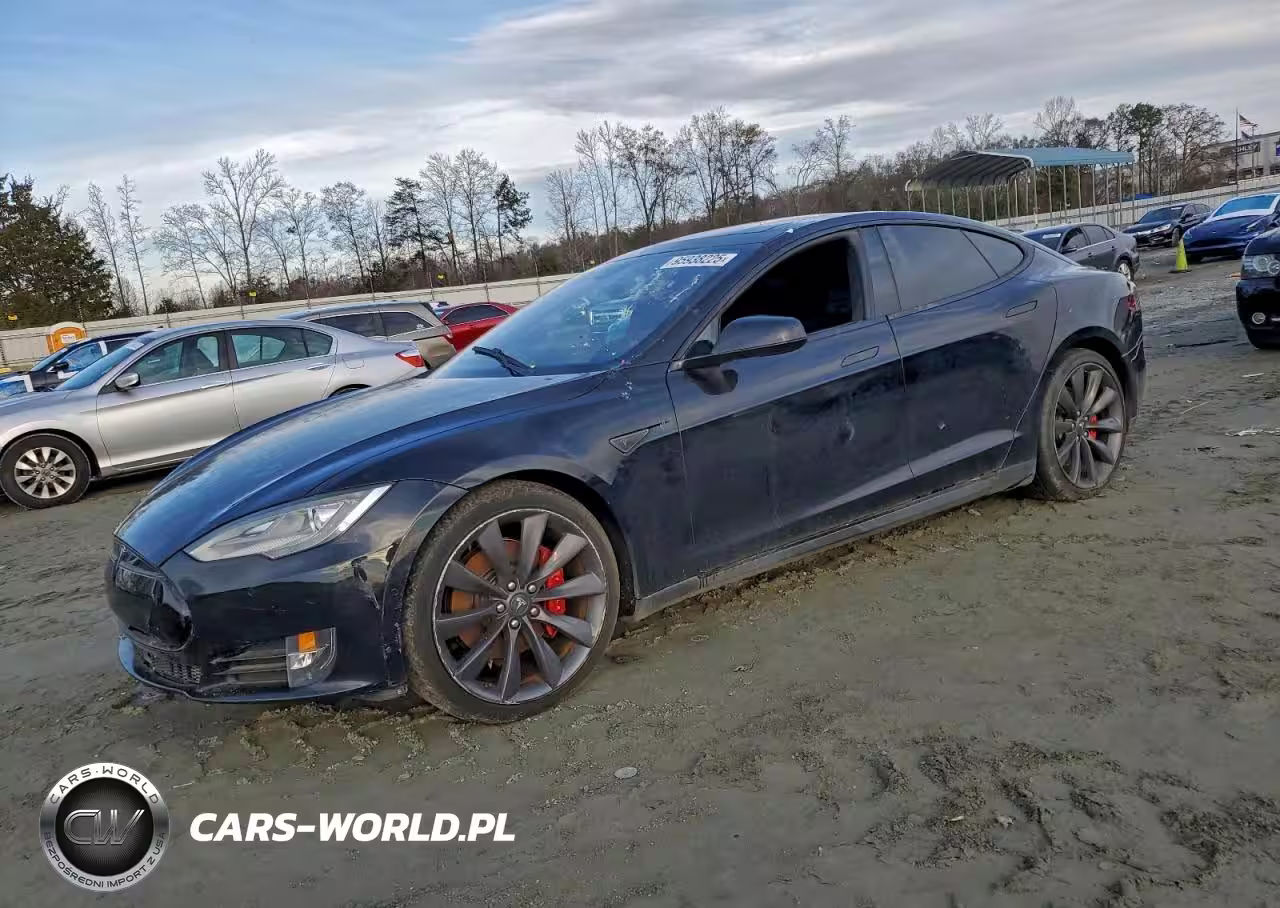 2015 Tesla Model S