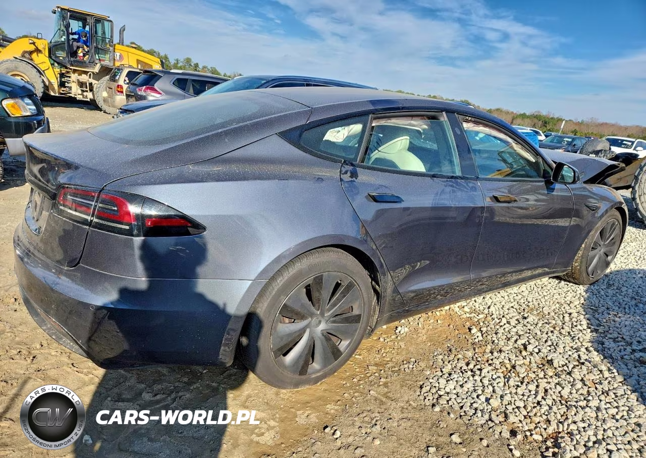 2022 Tesla Model S VIN:5YJSA1E57NF486122 - 3