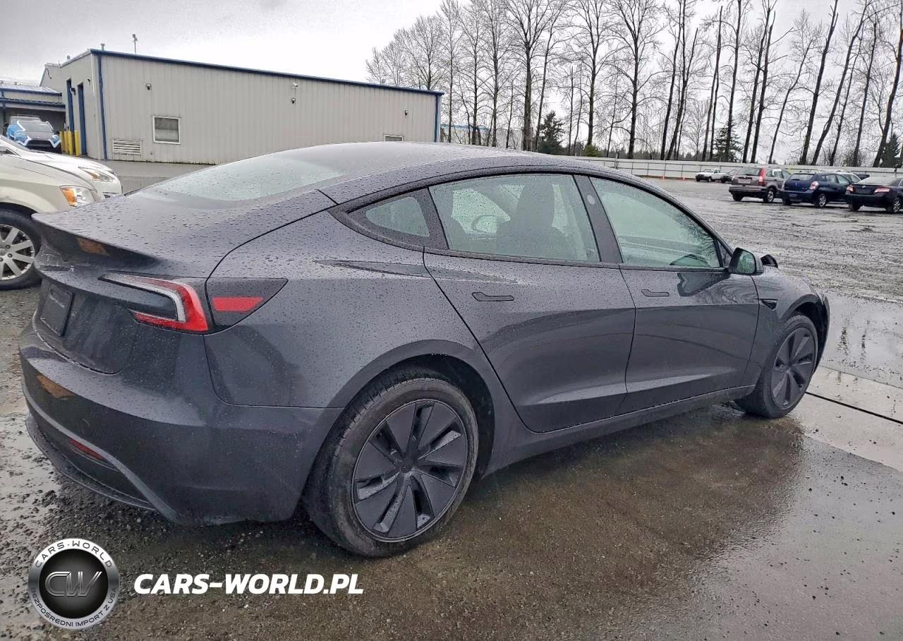 2025 Tesla Model 3 VIN:5YJ3E1EAXSF081308 - 3