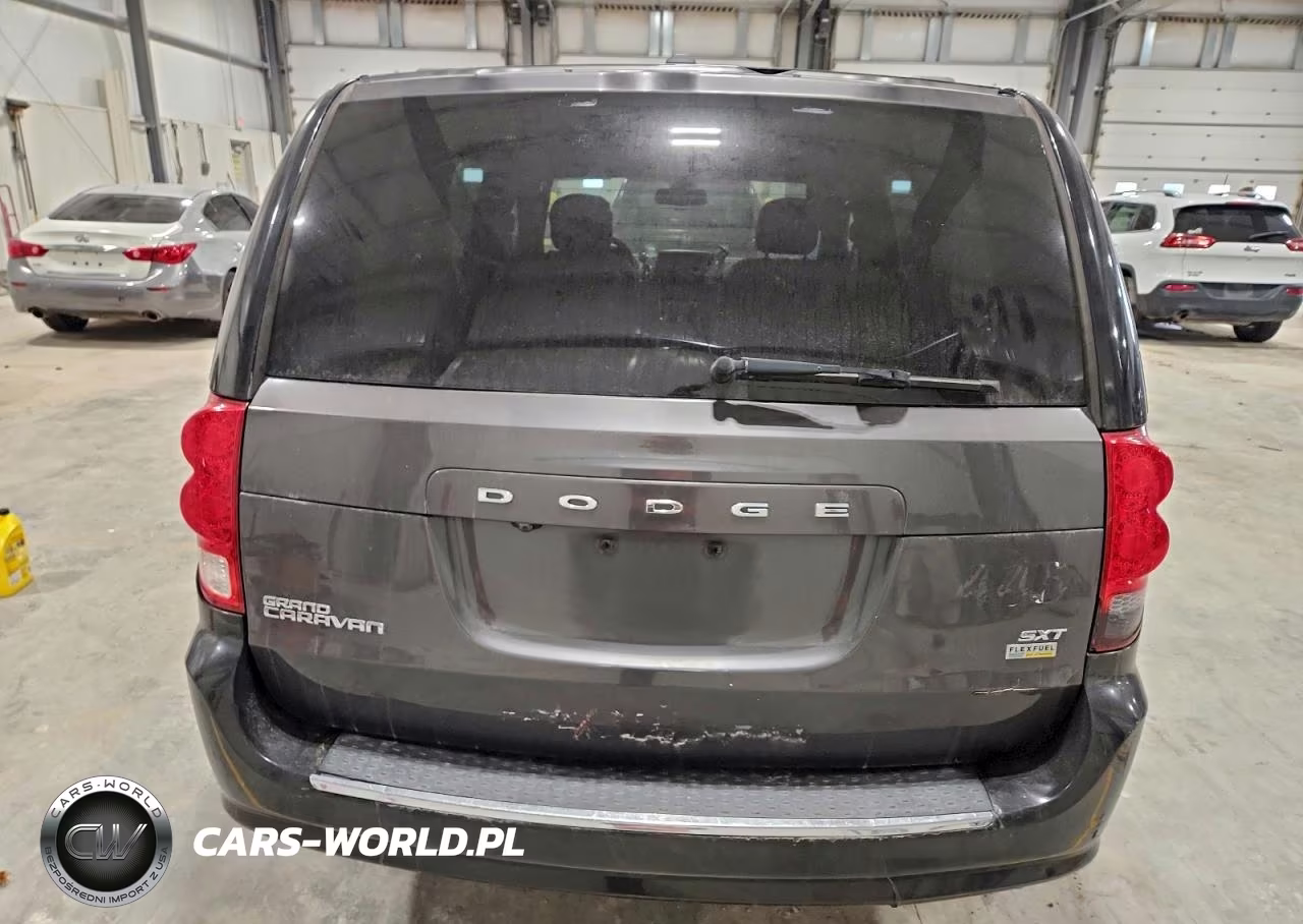2019 Dodge Grand Caravan Sxt VIN:2C4RDGCG2KR692445 - 6