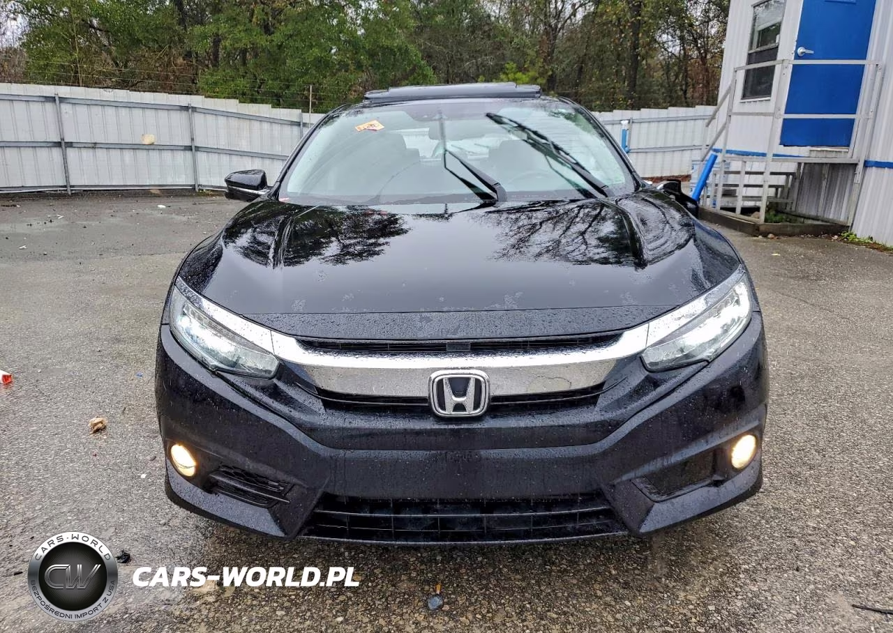 2016 Honda Civic Touring VIN:19XFC1F91GE017453 - 5