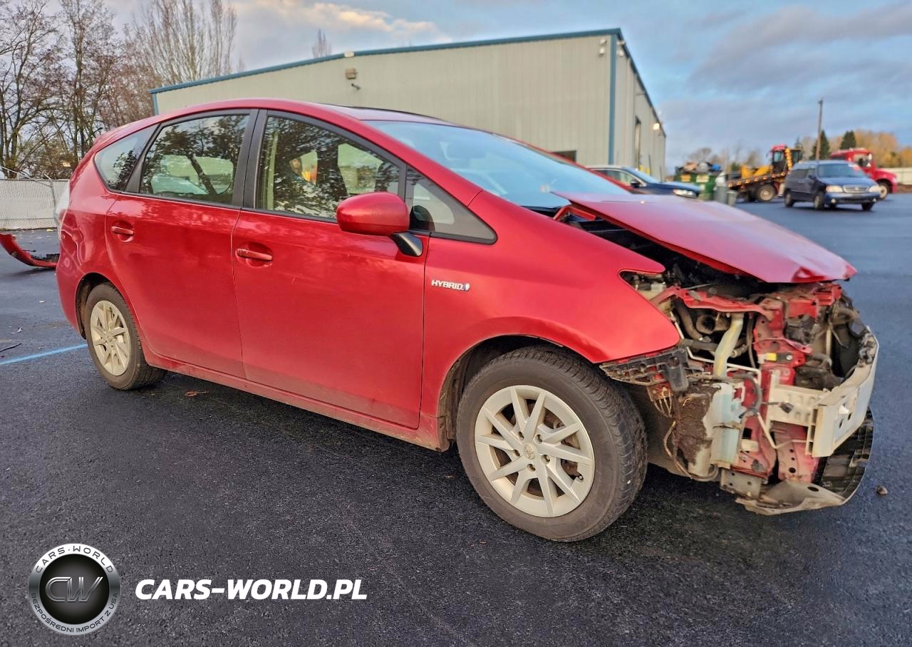 2014 Toyota Prius V VIN:JTDZN3EU3E3335085 - 4