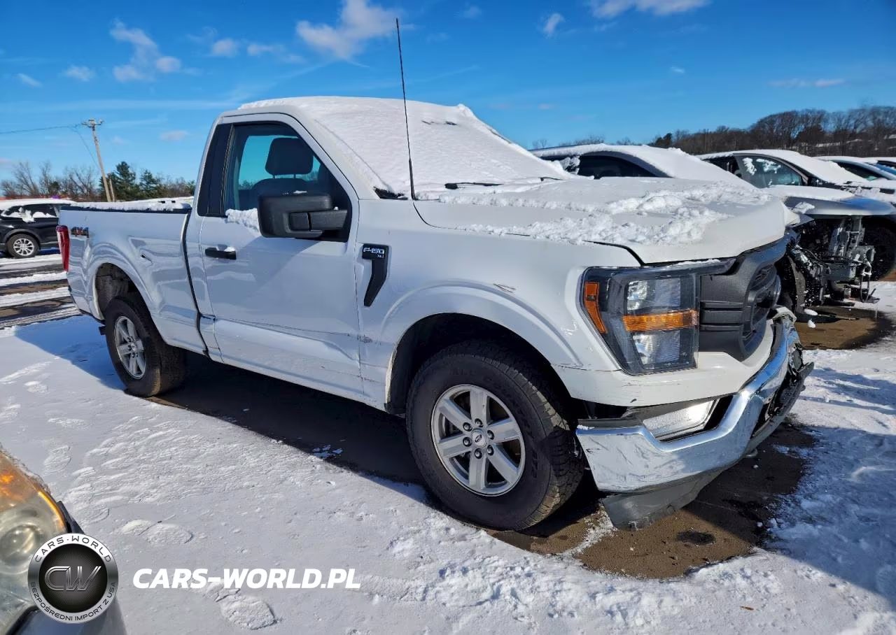 2023 Ford F150 VIN:1FTMF1EB2PKE13004 - 4