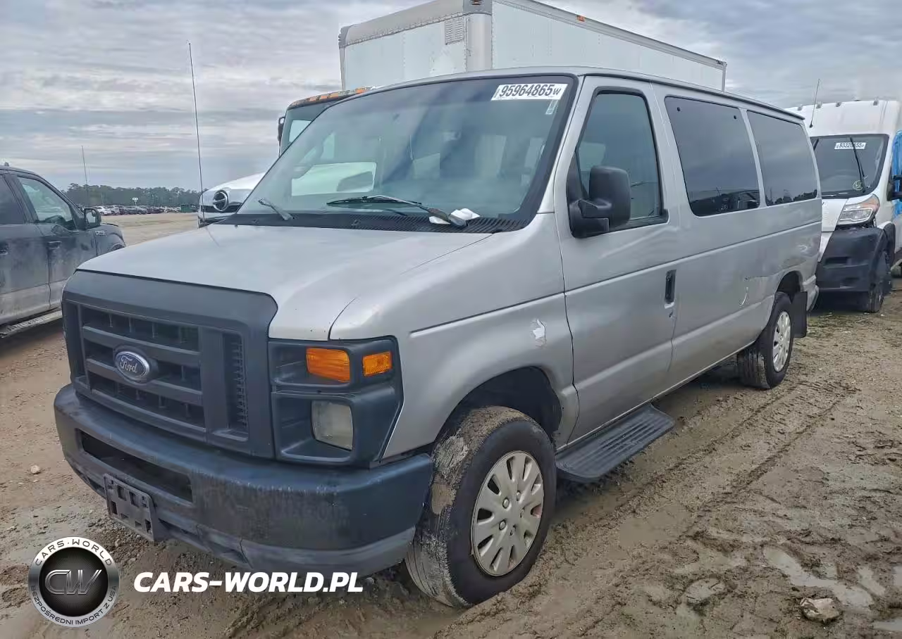 2011 Ford Econoline E350 Super Duty Wagon