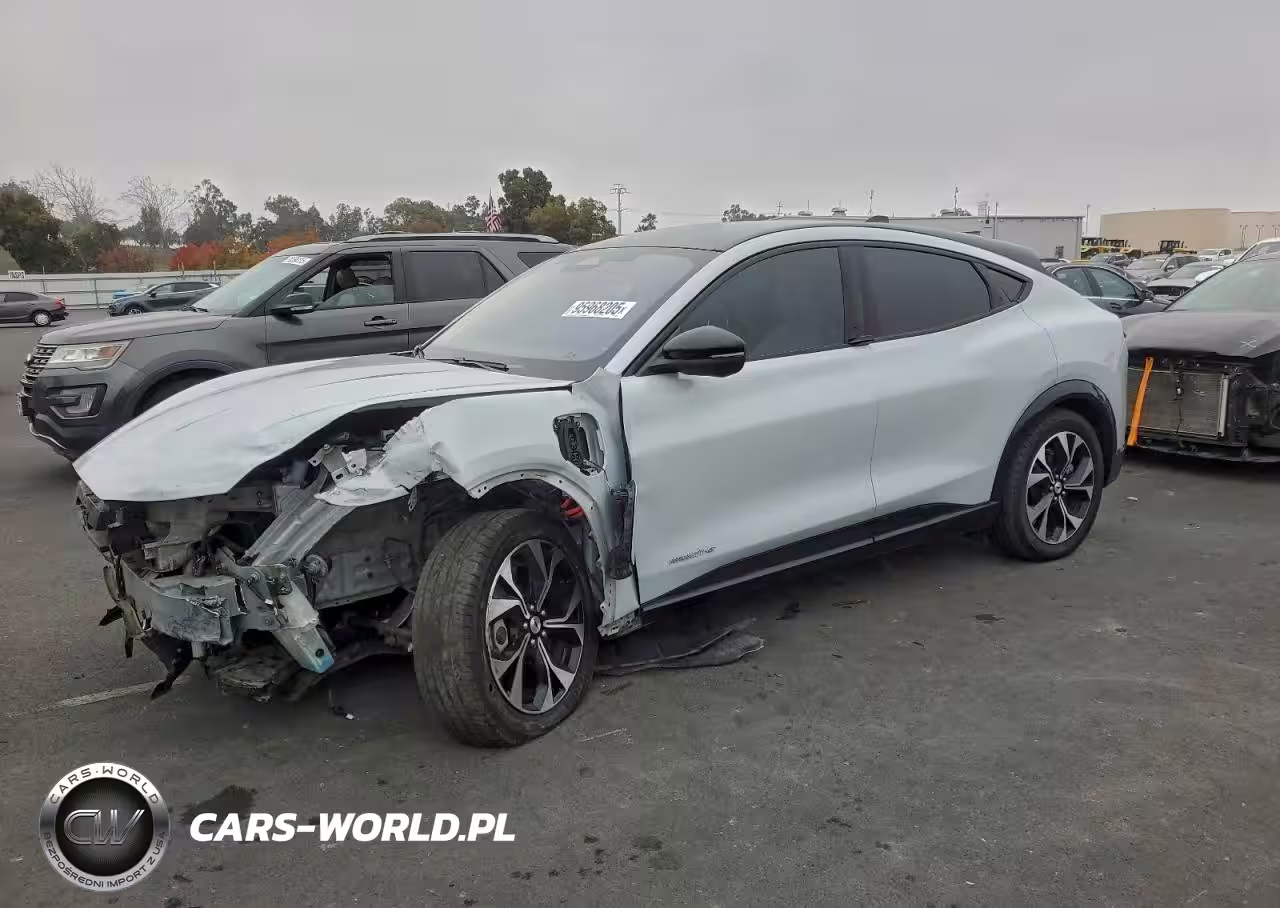 2023 FORD MUSTANG MA PREMIUM