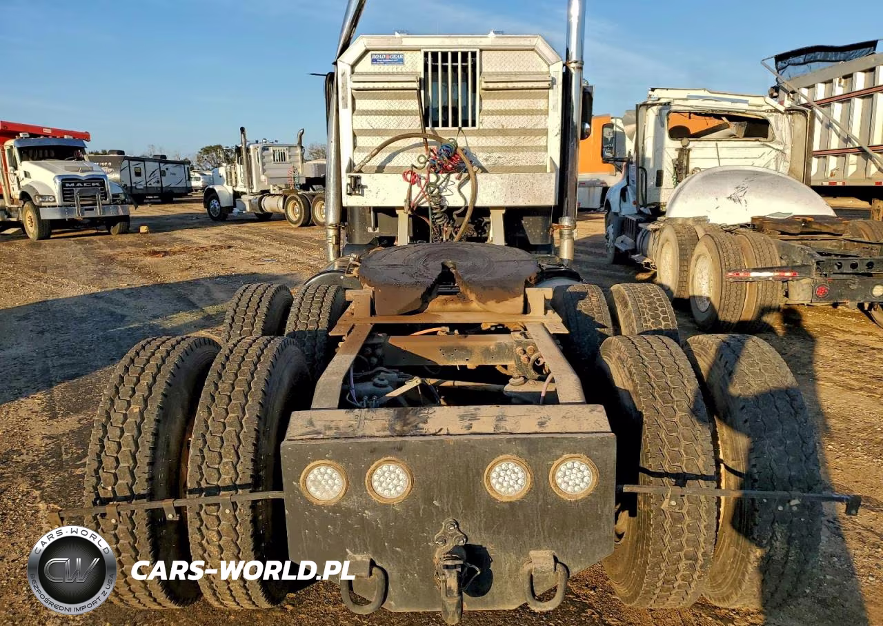 2007 Peterbilt 378 Semi Truck VIN:1XPFDU9X57N668636 - 6