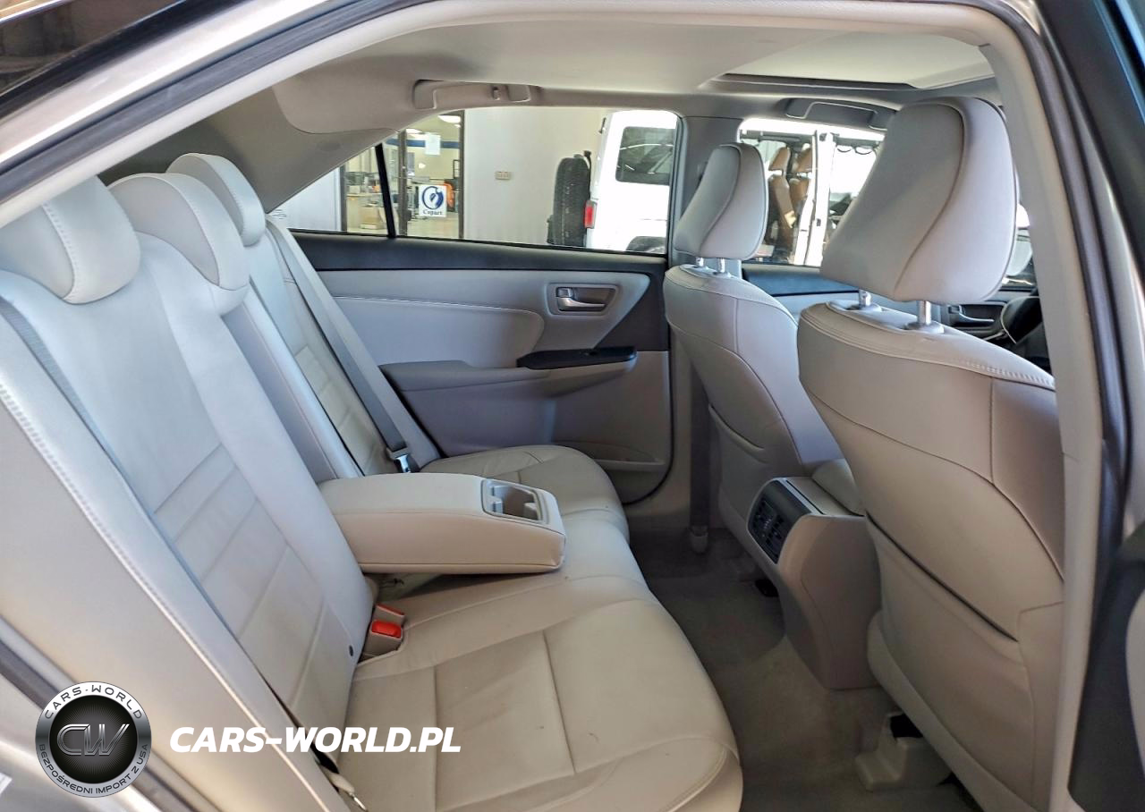 2017 Toyota Camry Le VIN:4T1BF1FK6HU699401 - 10