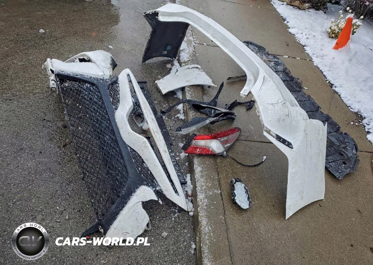 2018 Toyota Camry Se VIN:4T1B11HK4JU582773 - 12