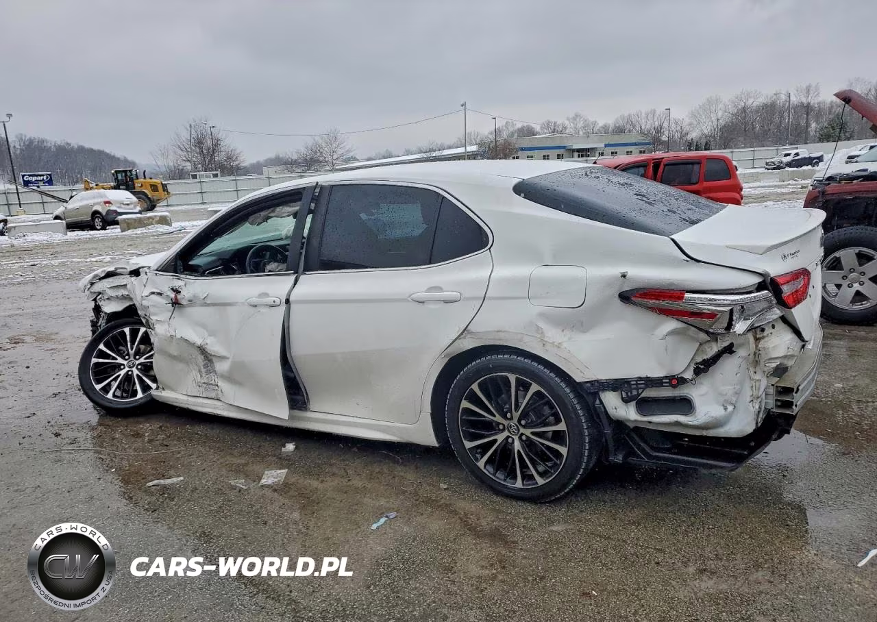 2018 Toyota Camry Se VIN:4T1B11HK4JU582773 - 2