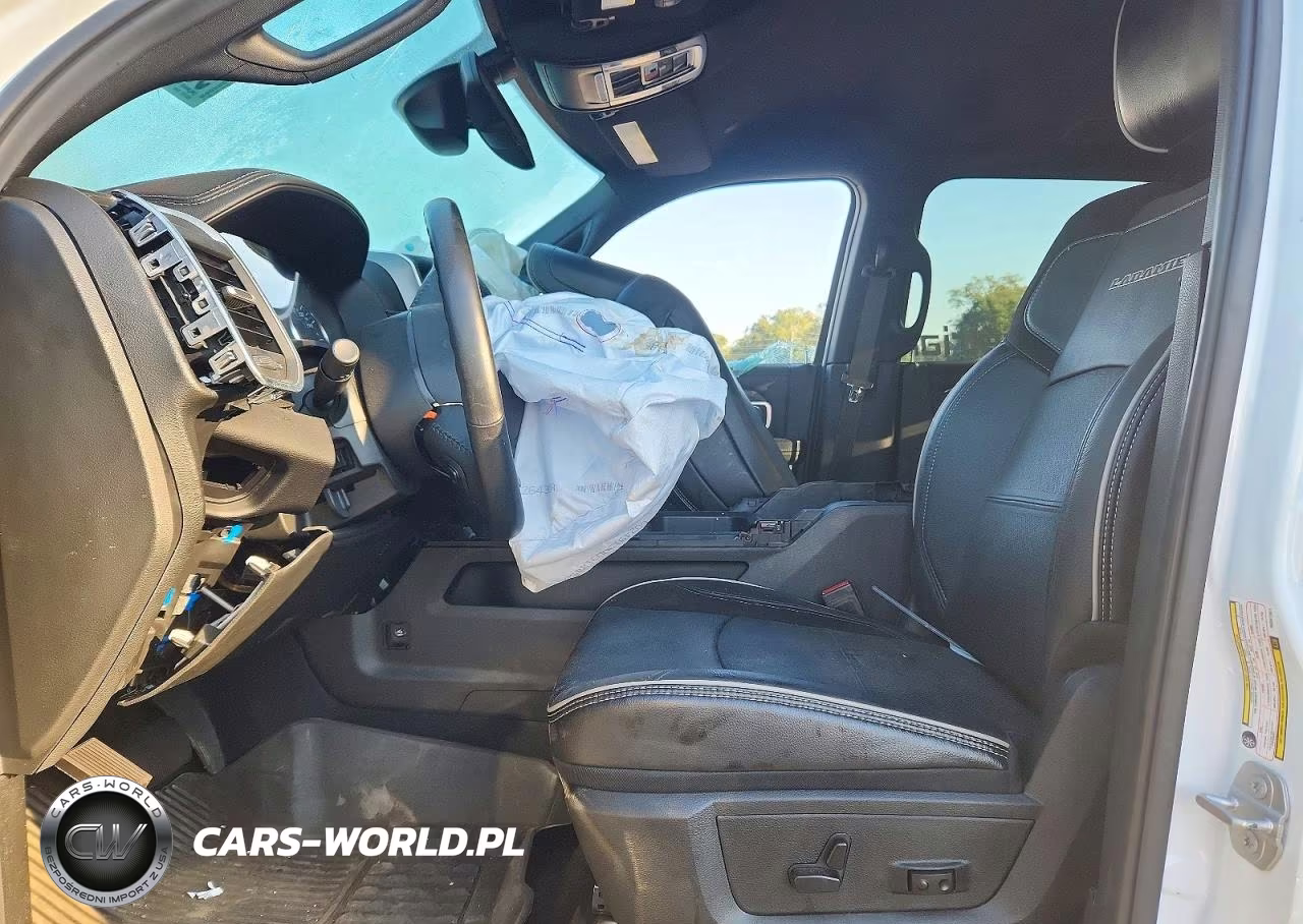 2024 Ram 2500 Crew Cab Larami VIN:3C6UR5FJ2RG347351 - 7