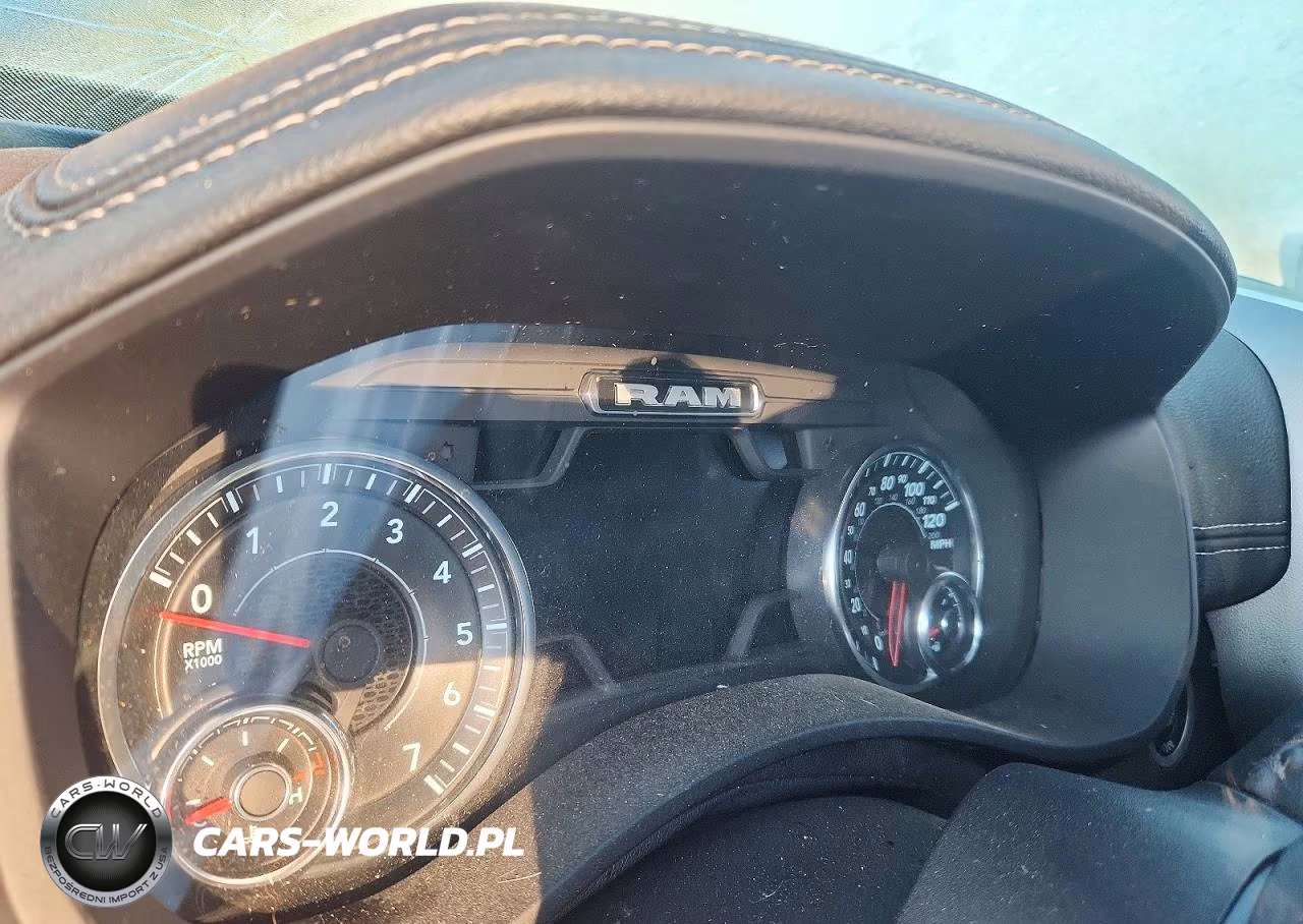 2024 Ram 2500 Crew Cab Larami VIN:3C6UR5FJ2RG347351 - 9