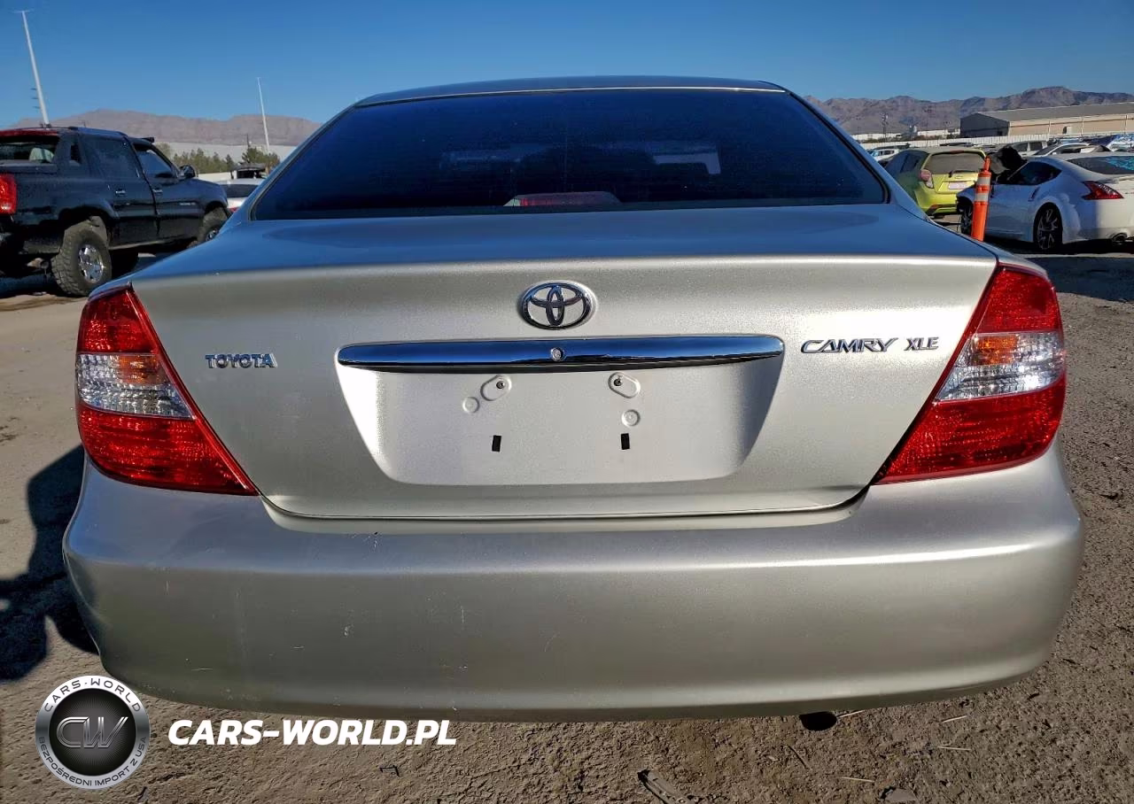 2002 Toyota Camry VIN:JTDBE32K020053374 - 6