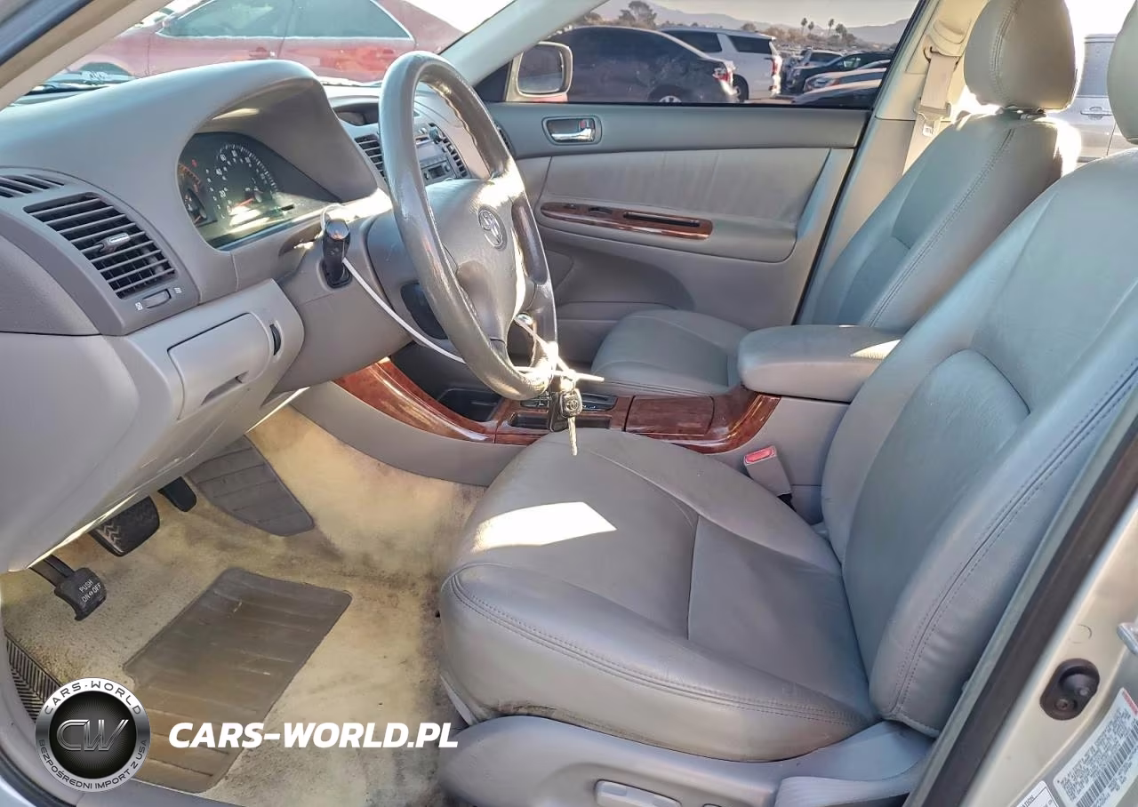 2002 Toyota Camry VIN:JTDBE32K020053374 - 7