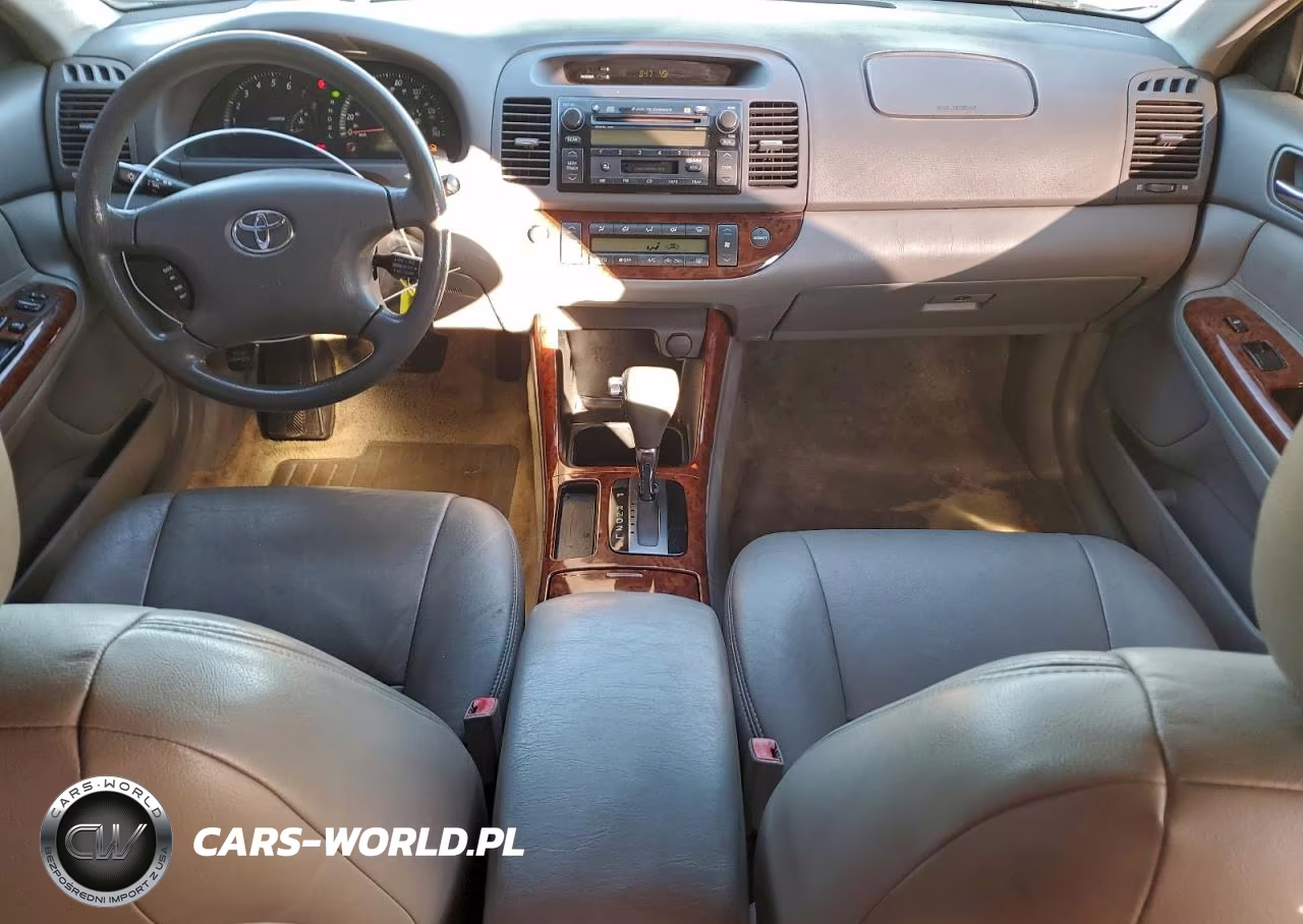 2002 Toyota Camry VIN:JTDBE32K020053374 - 8