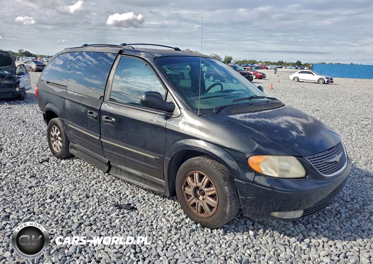 2003 Chrysler Town & Country Limited VIN:2C8GP64L83R360367 - 4