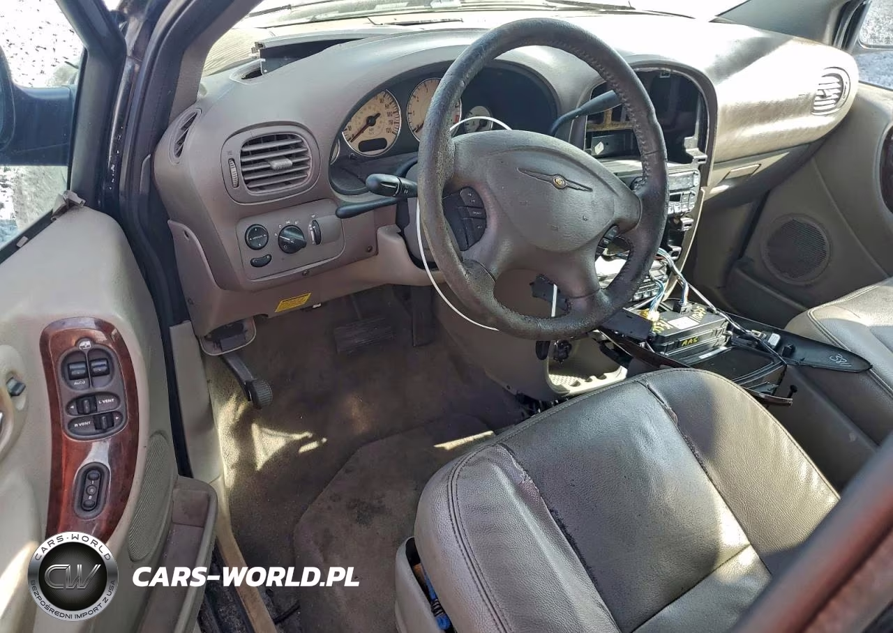 2003 Chrysler Town & Country Limited VIN:2C8GP64L83R360367 - 8