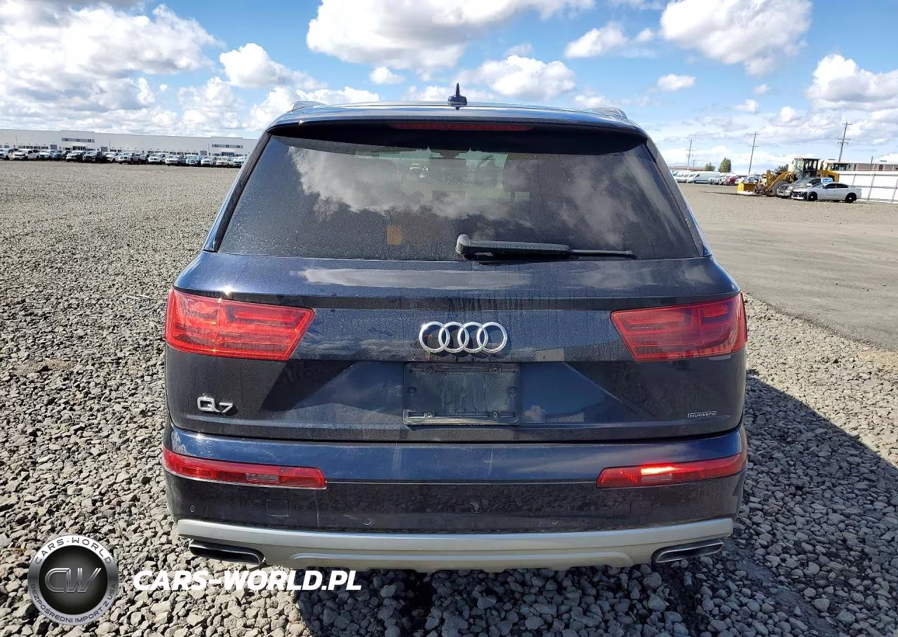 2017 Audi Q7 Premium VIN:WA1AHAF7XHD042844 - 6