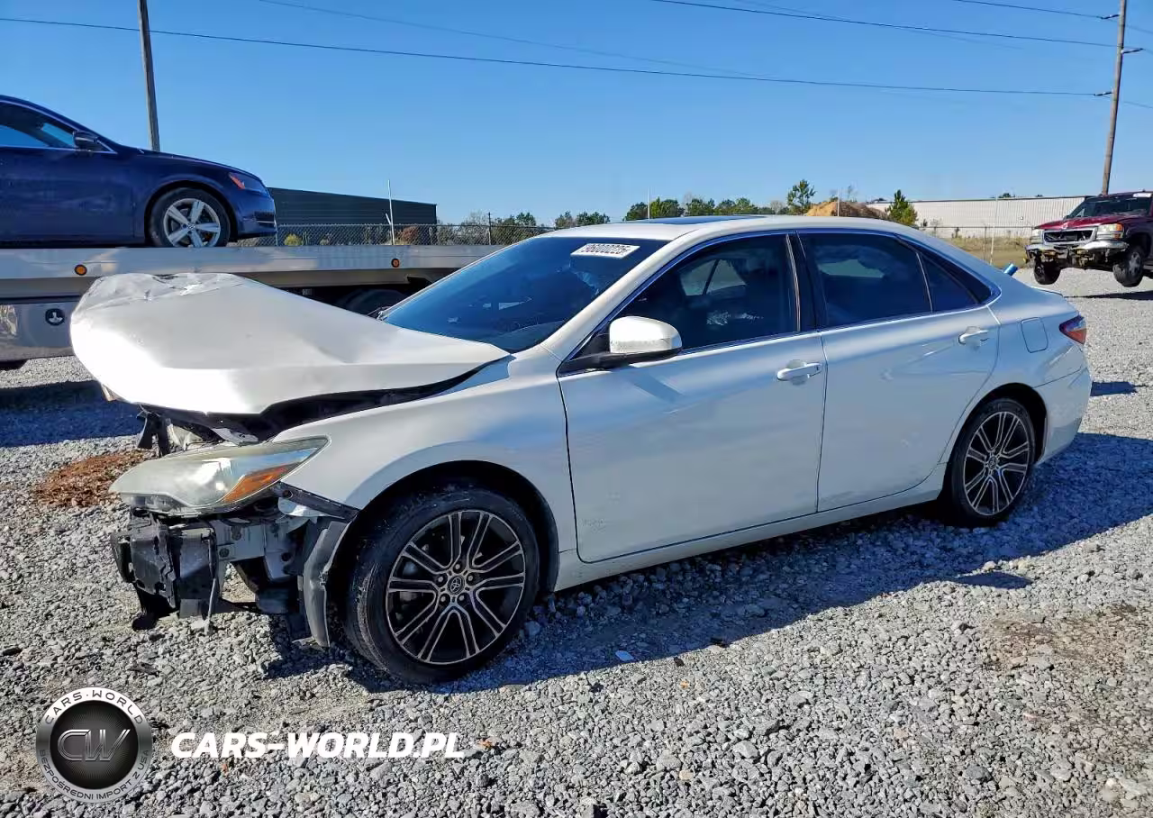 2016 Toyota Camry Le