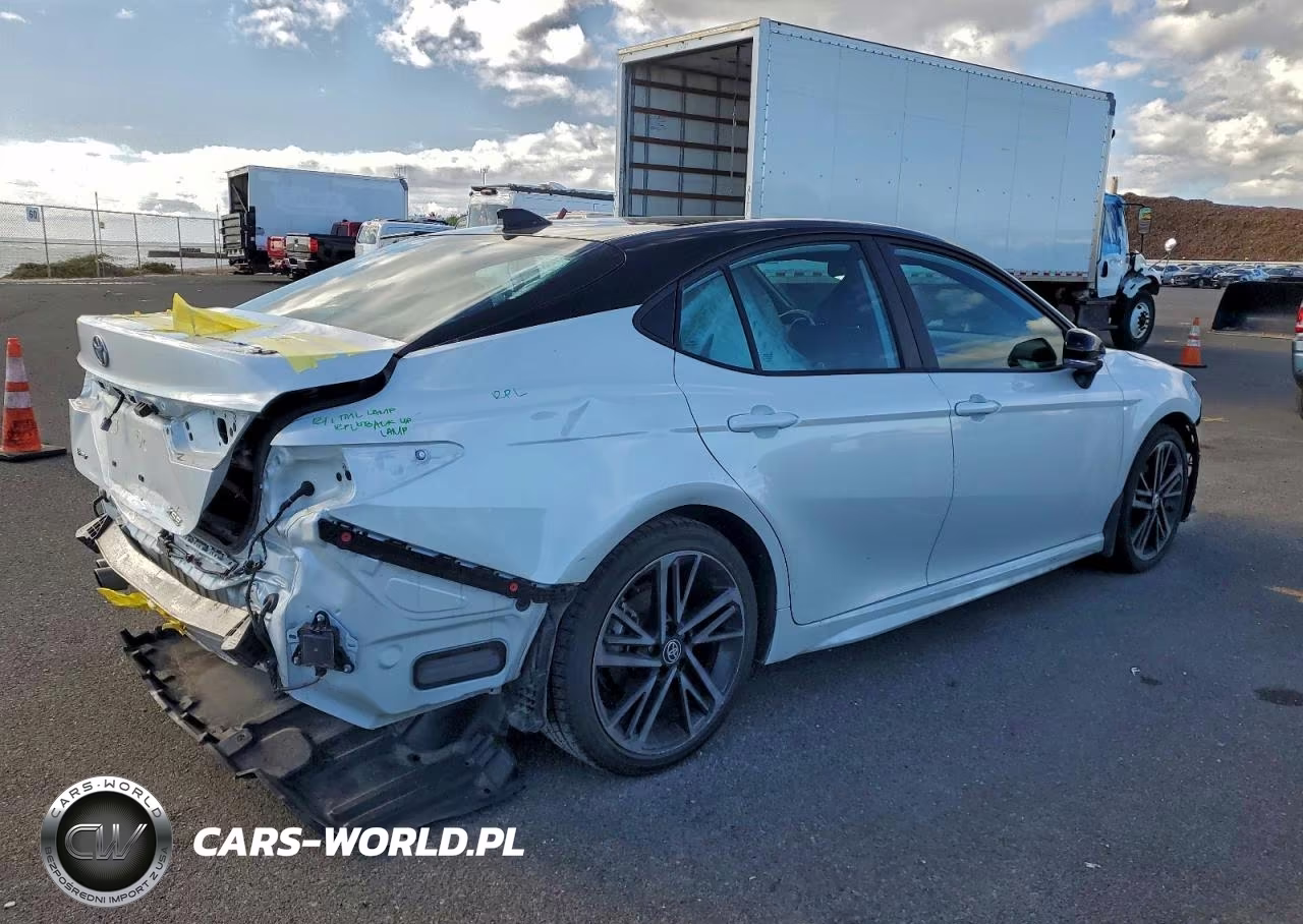 2025 Toyota Camry Xse VIN:4T1DAACK8SU054087 - 3