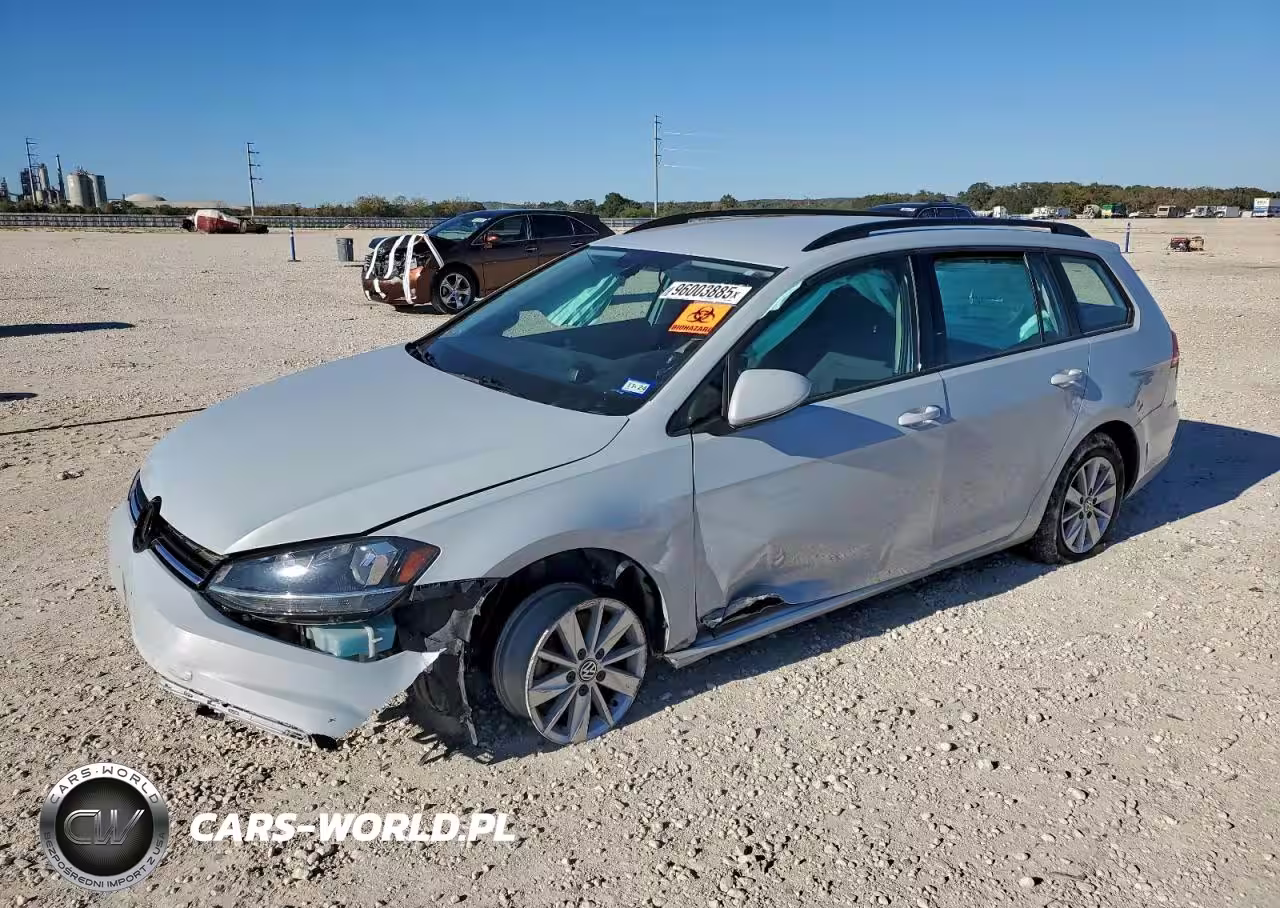 2018 Volkswagen Golf Sportwagen S
