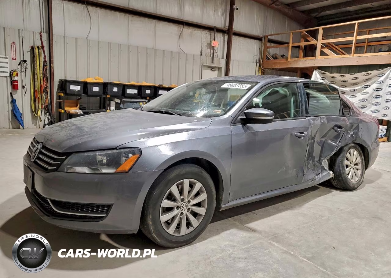 2013 Volkswagen Passat S