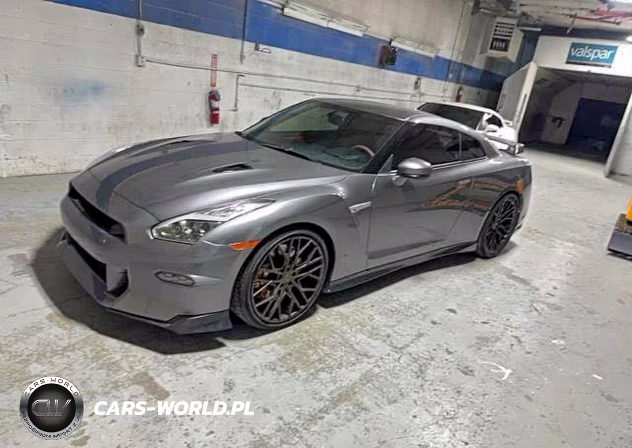2024 Nissan Gt-R Premium