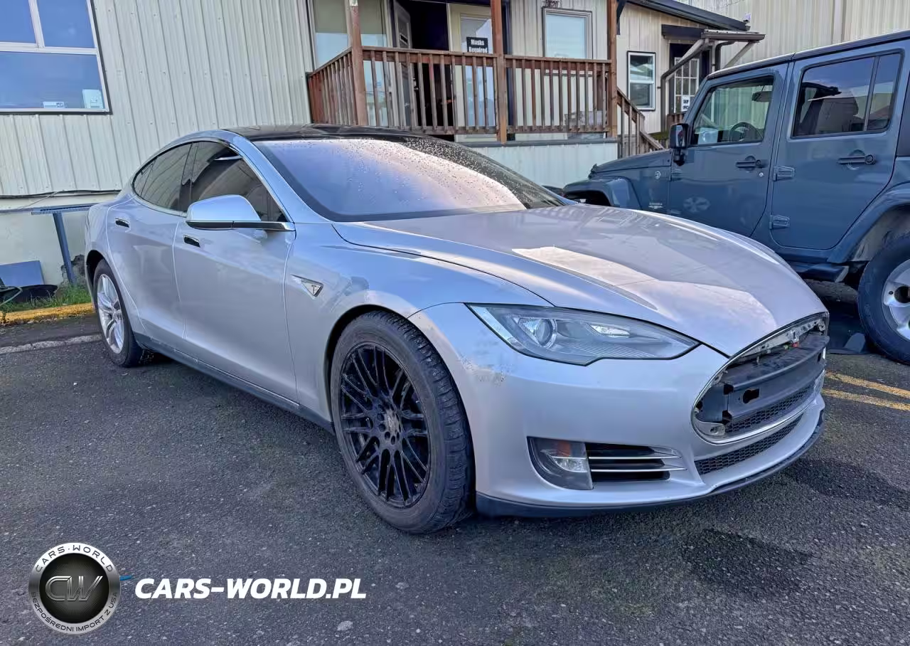 2013 Tesla Model S