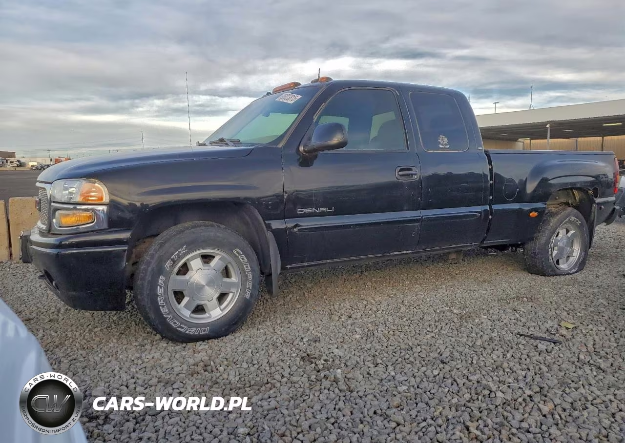 2003 GMC Sierra K1500 Denali