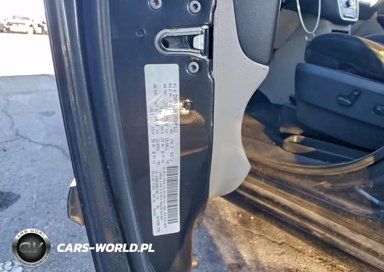 2011 Chrysler Town & Country Touring VIN:2A4RR5DG6BR719967 - 13