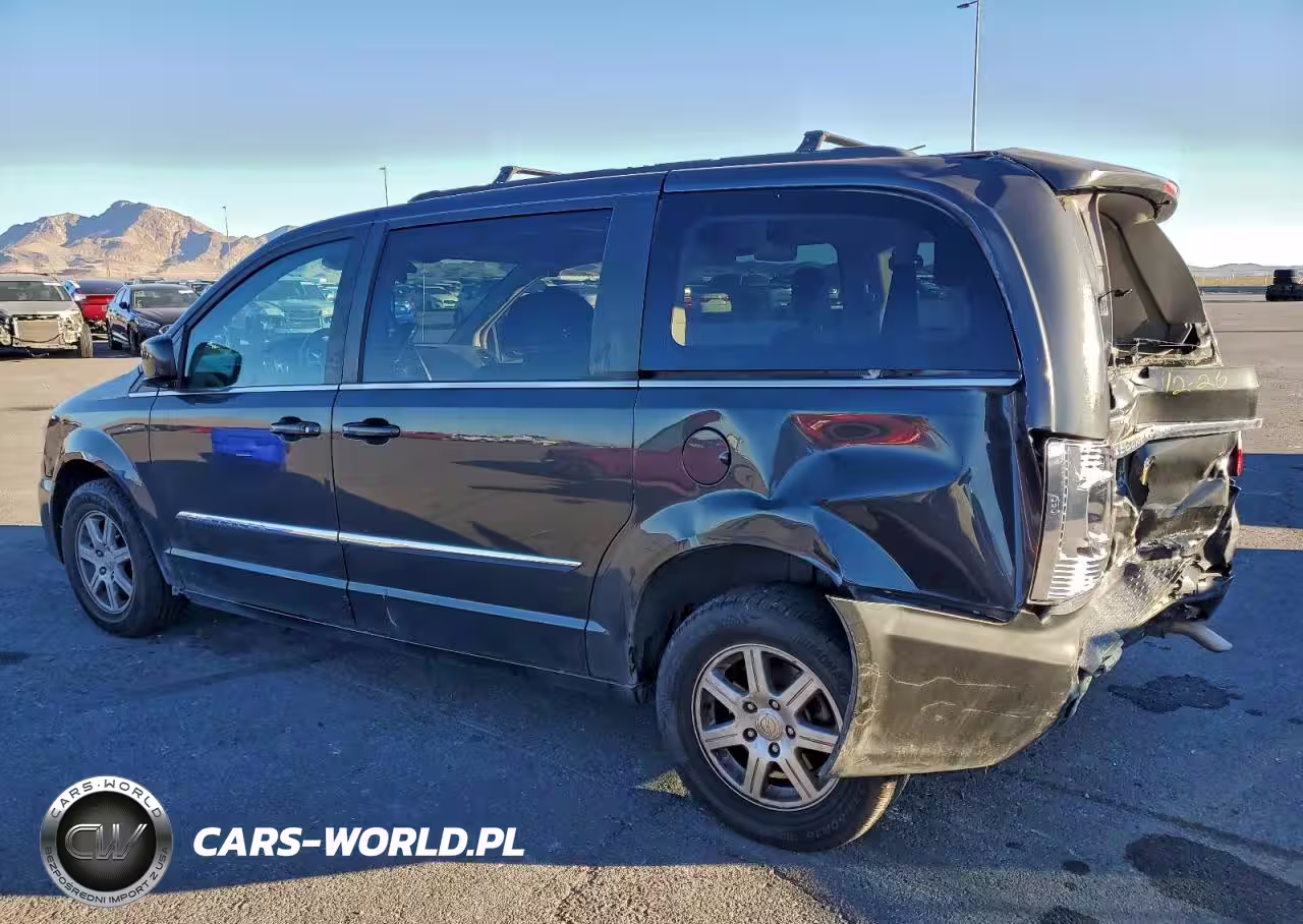 2011 Chrysler Town & Country Touring VIN:2A4RR5DG6BR719967 - 2