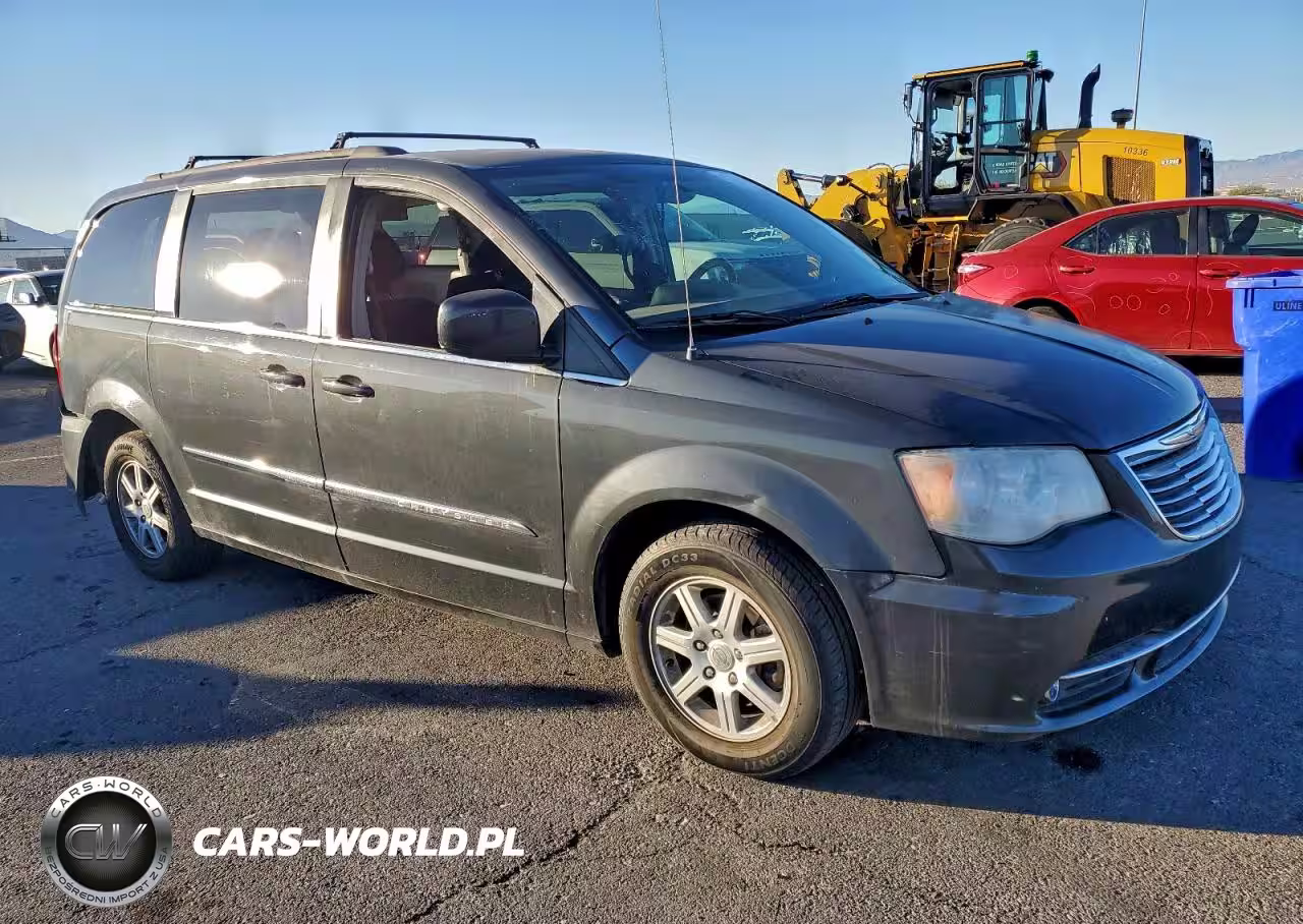 2011 Chrysler Town & Country Touring VIN:2A4RR5DG6BR719967 - 4