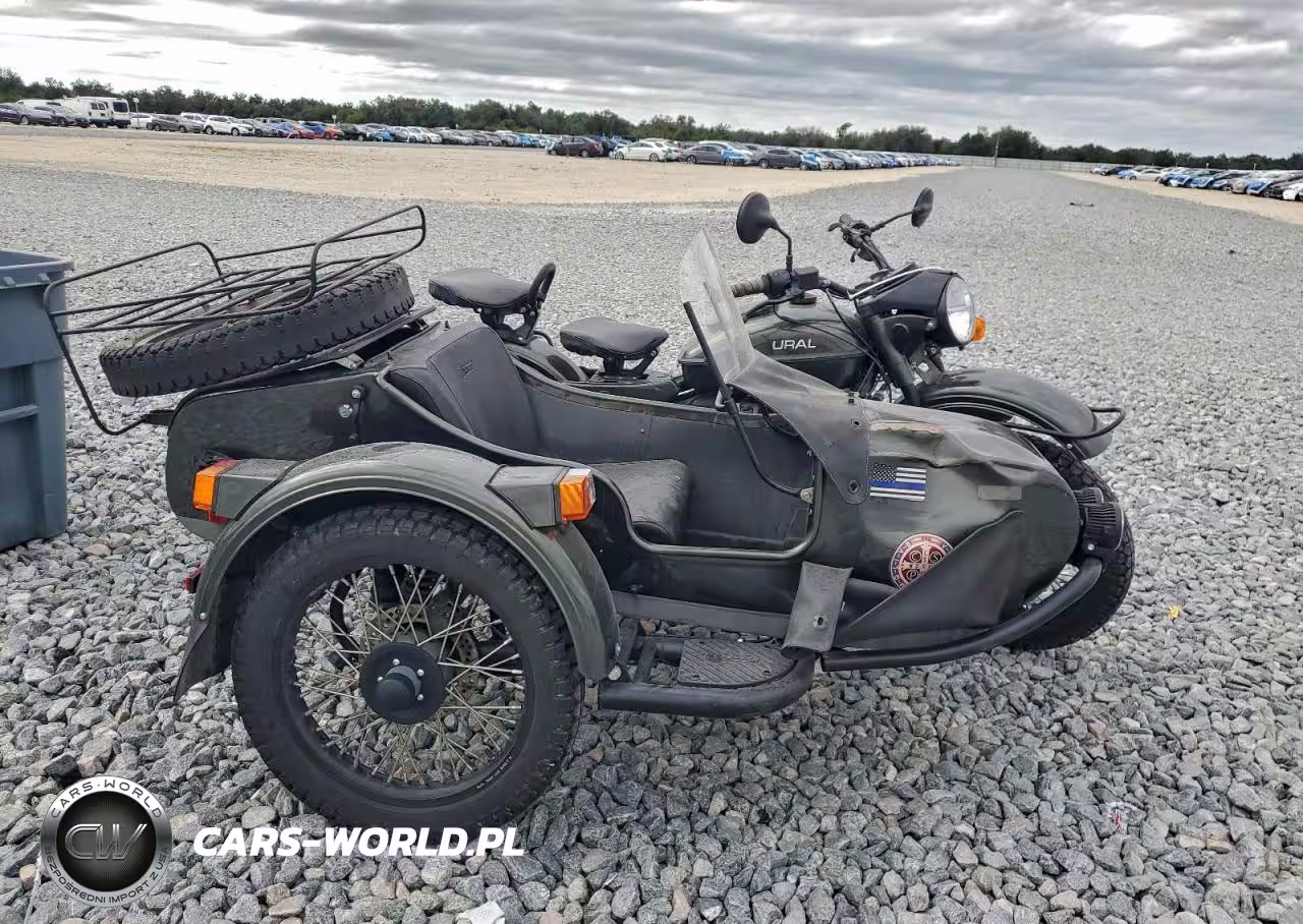 2019 Ural Tourist