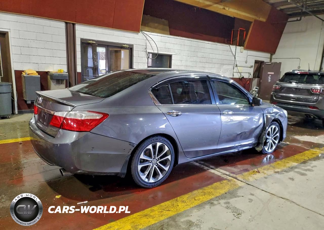 2015 Honda Accord Sport VIN:1HGCR2F59FA149013 - 3