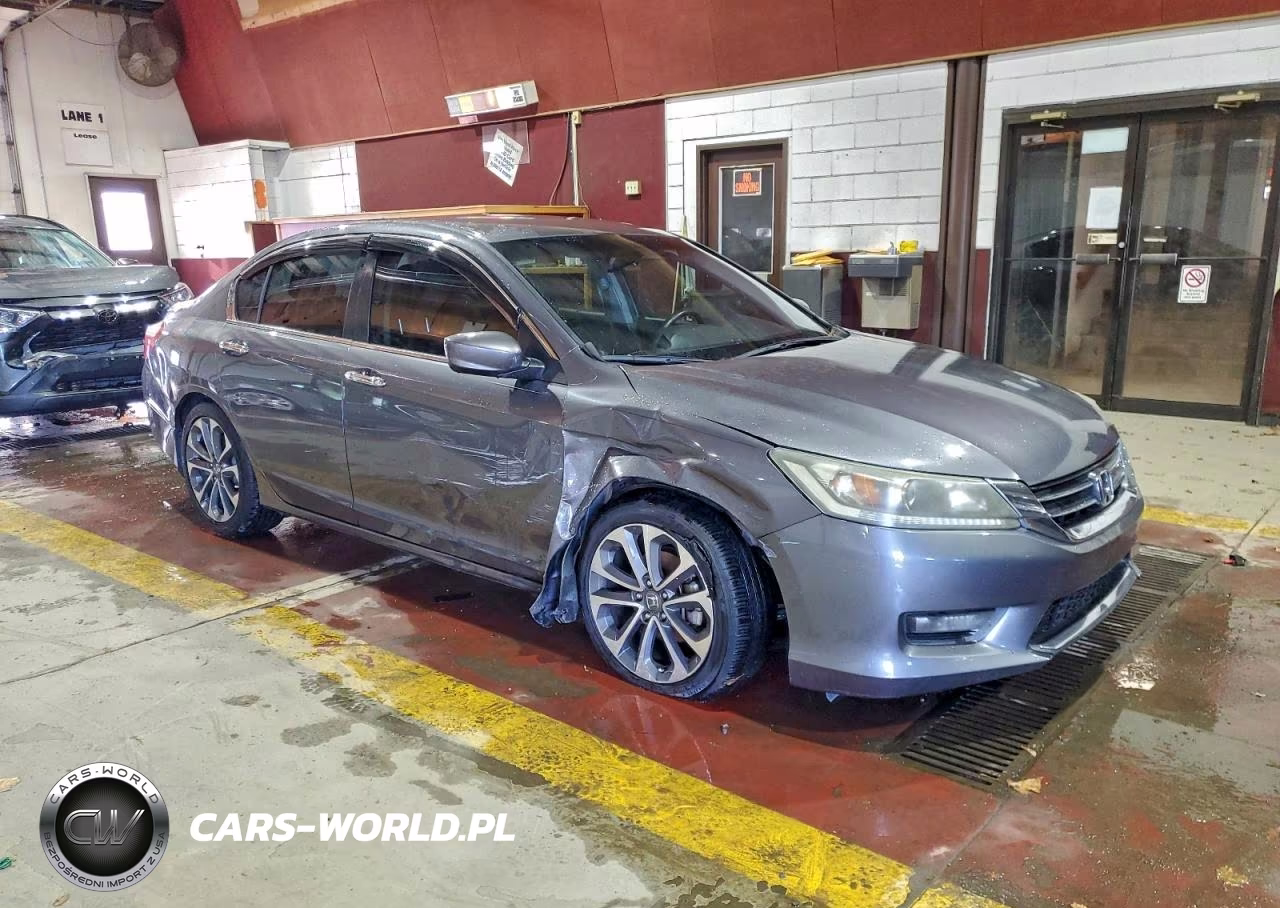 2015 Honda Accord Sport VIN:1HGCR2F59FA149013 - 4