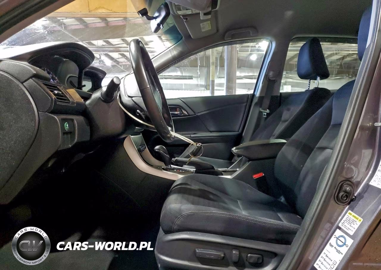2015 Honda Accord Sport VIN:1HGCR2F59FA149013 - 7