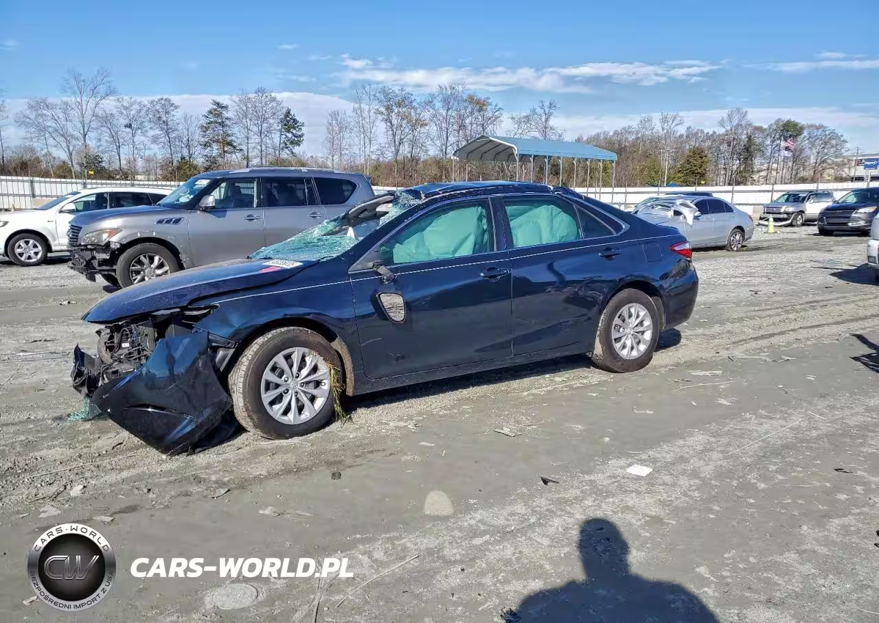 2017 Toyota Camry Le