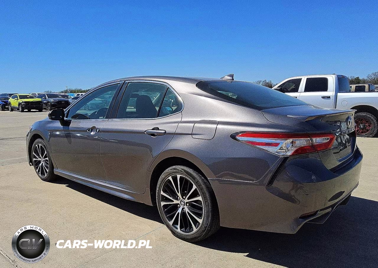 2020 Toyota Camry Se VIN:4T1G11AK1LU326044 - 2