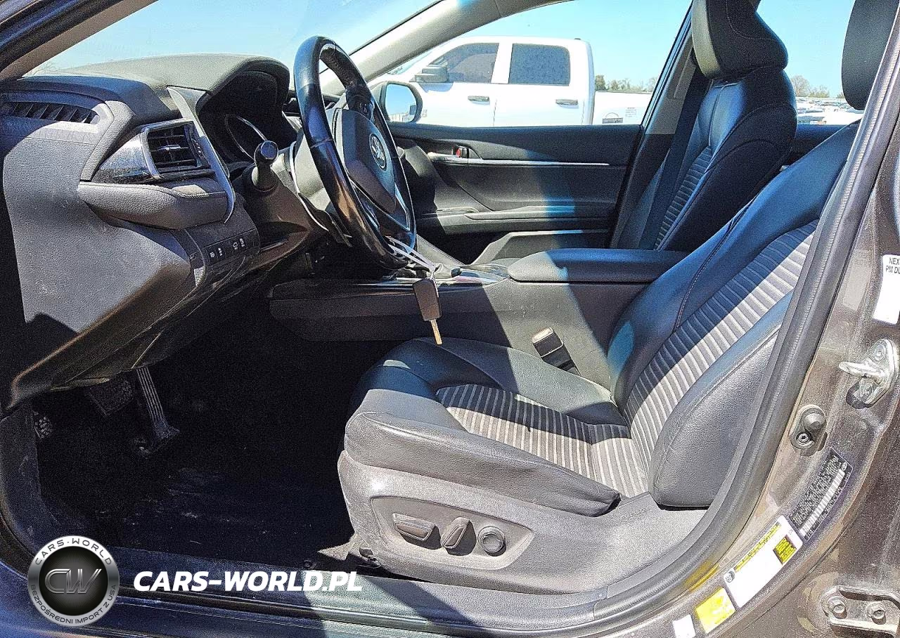 2020 Toyota Camry Se VIN:4T1G11AK1LU326044 - 7