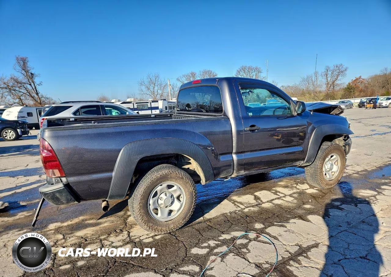 2014 Toyota Tacoma VIN:5TFPX4EN4EX019588 - 3