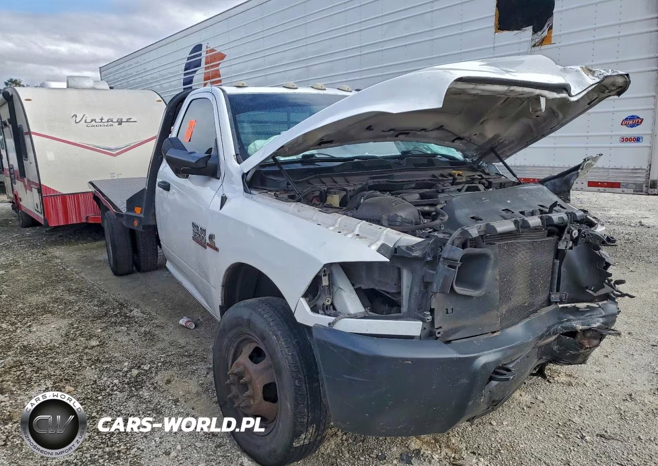 2017 Ram 3500 VIN:3C7WRTBL8HG611607 - 4
