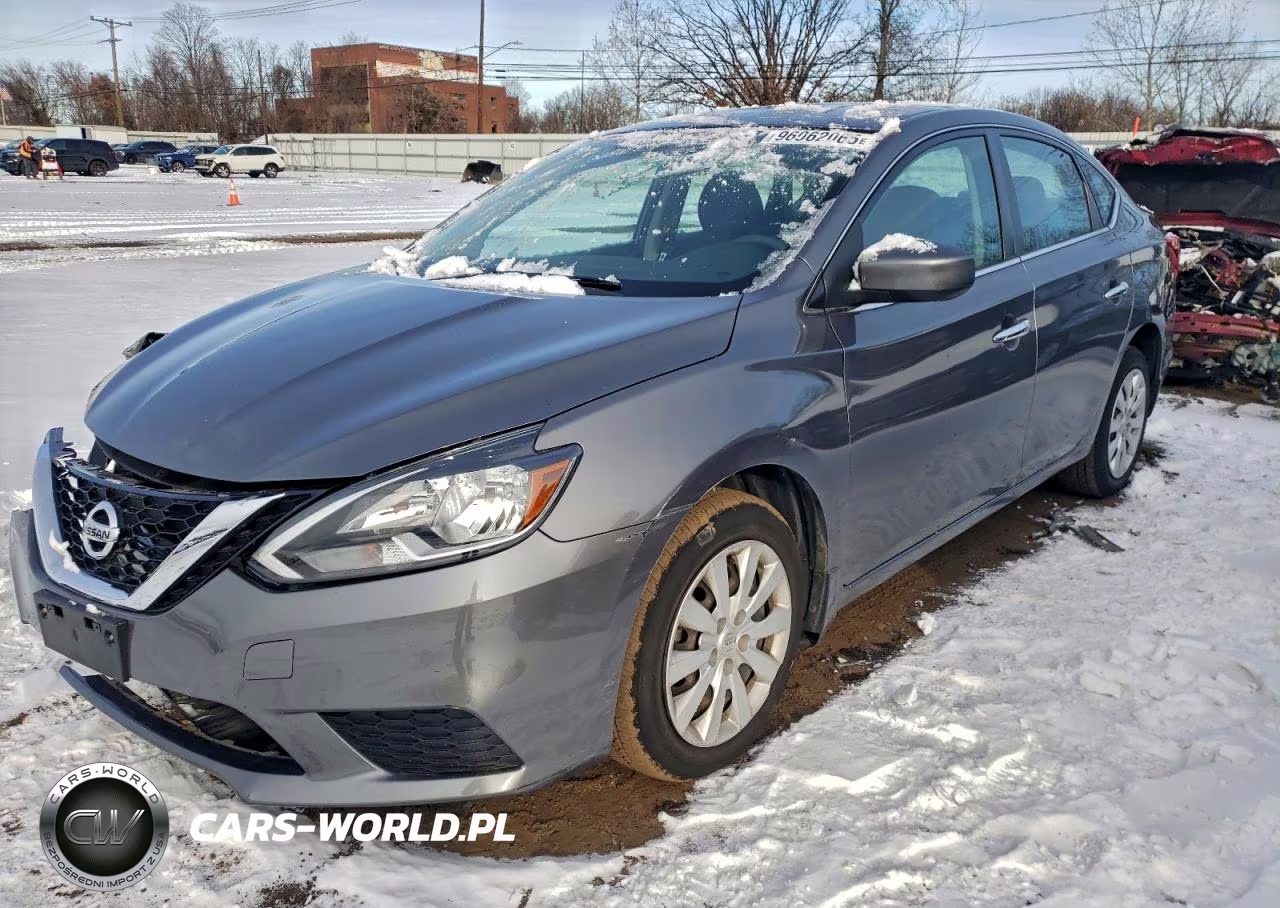 2016 Nissan Sentra S – zdjęcie 1 z 12