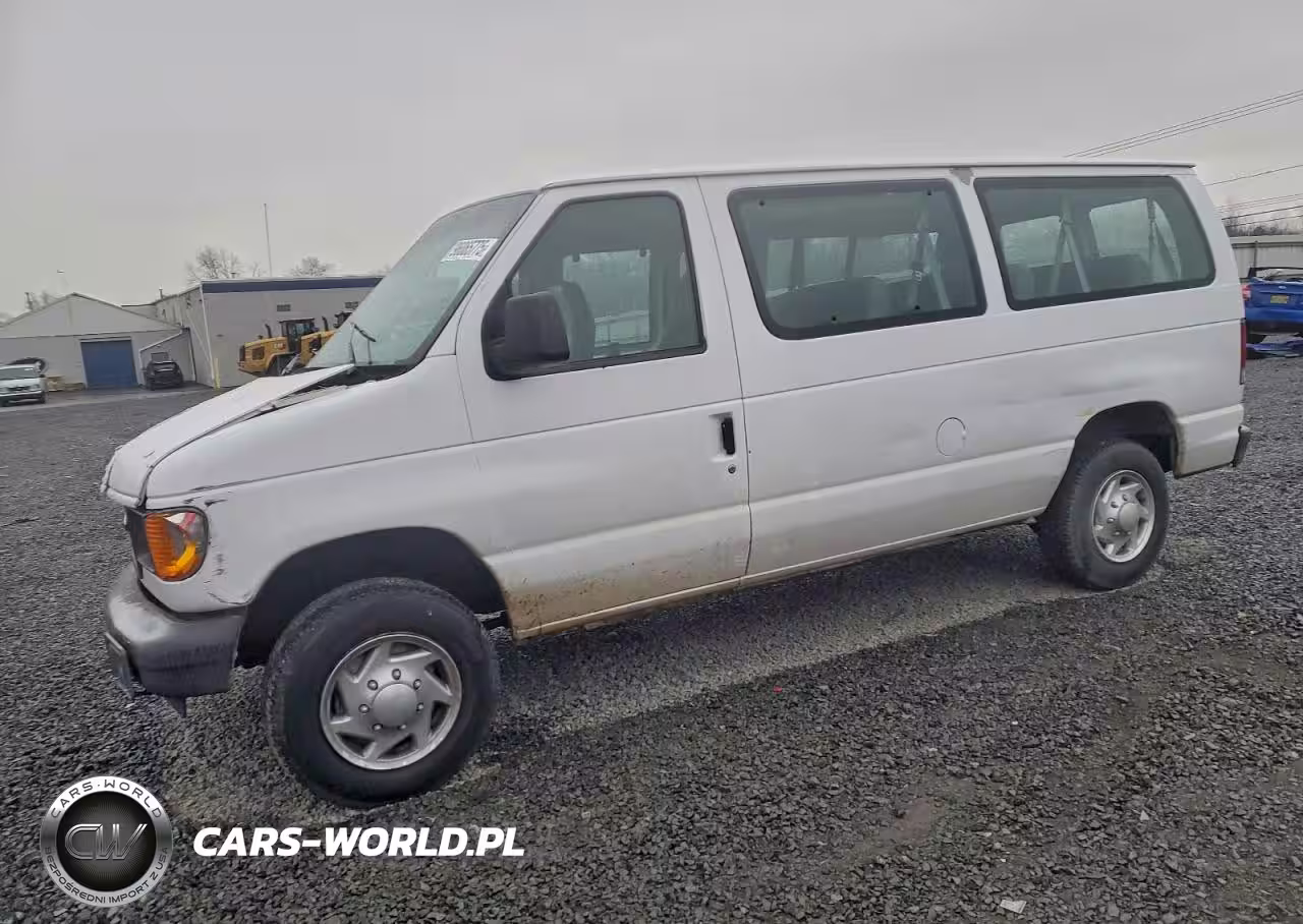2004 Ford Econoline E350 Super Duty Wagon