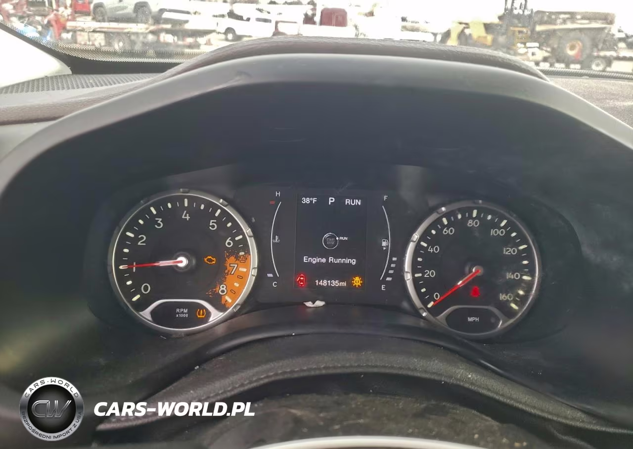 2017 Jeep Renegade Latitude VIN:ZACCJABB9HPF76190 - 9