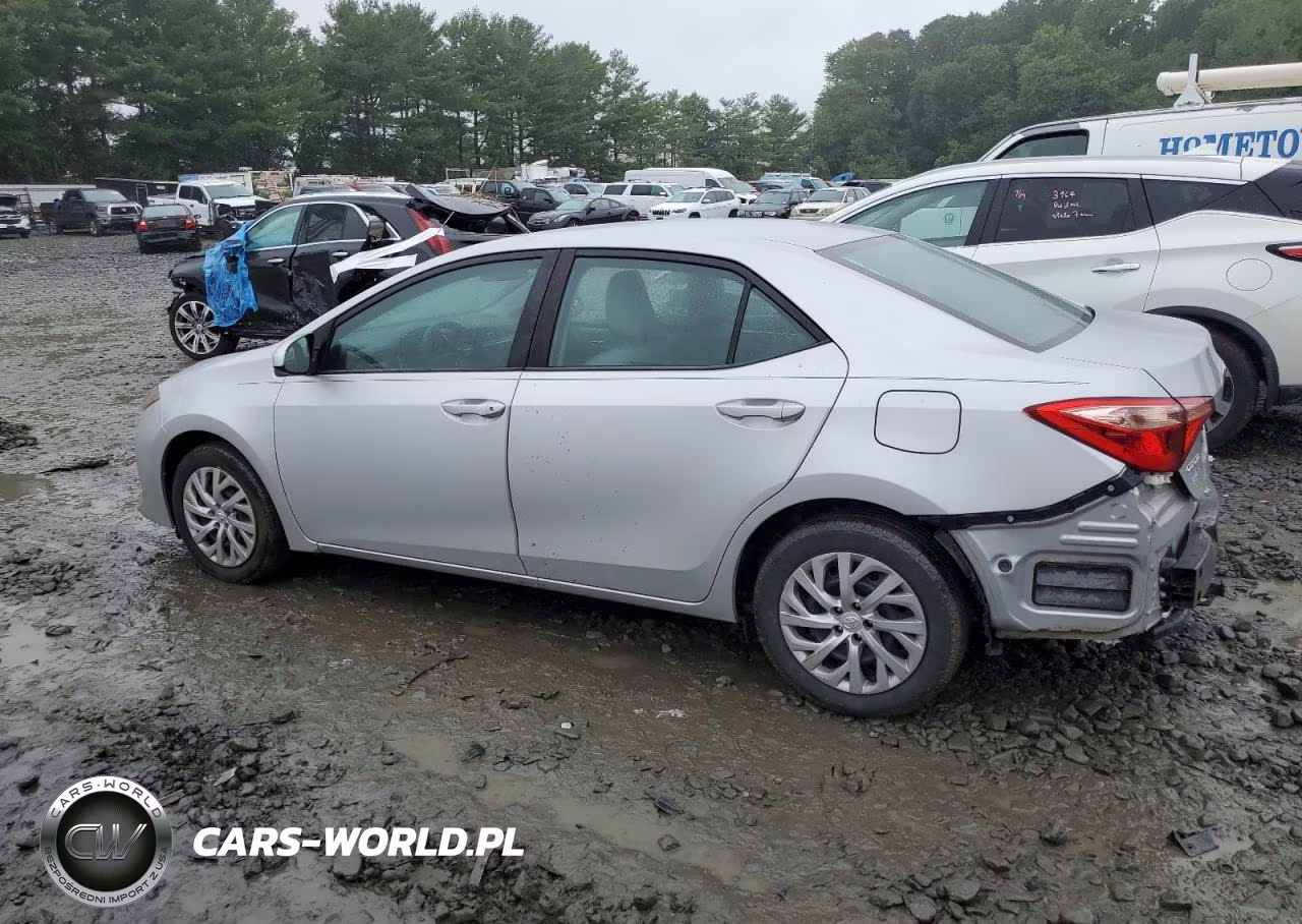 2019 Toyota Corolla L VIN:2T1BURHE4KC158027 - 2