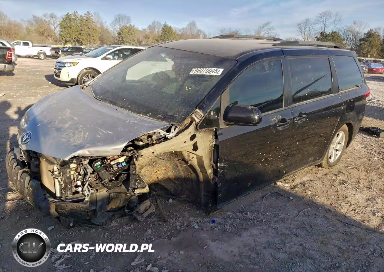 2014 Toyota Sienna Le