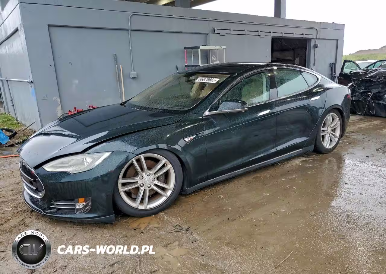 2013 Tesla Model S