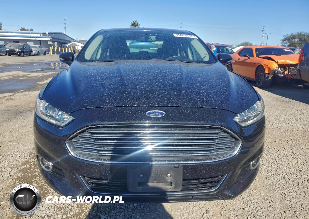 2014 Ford Fusion Titanium VIN:3FA6P0D94ER174455 - 5